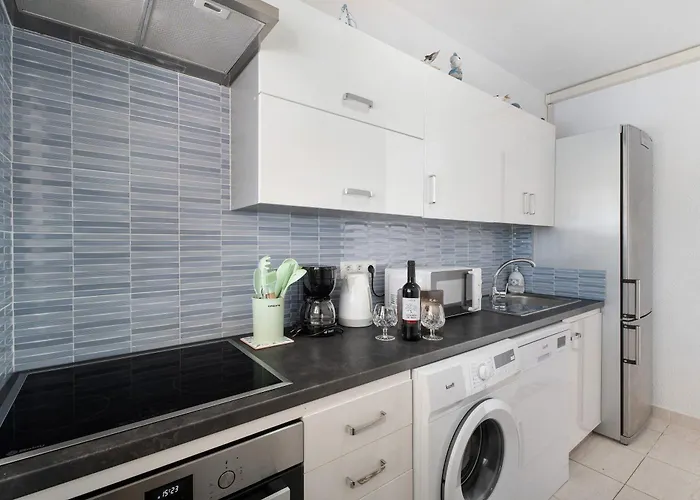 Milena * 卡亚俄萨尔瓦赫